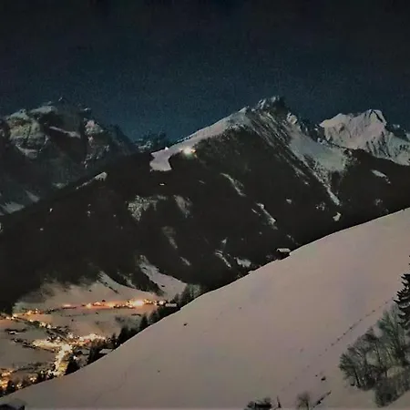 Pfurtschell شقة